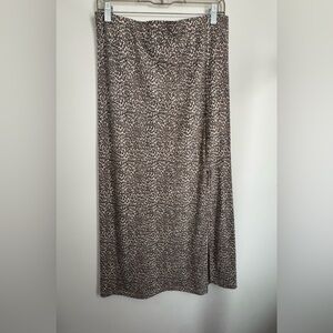 American Eagle Outfitters Animal Print Maxi Skirt with slit women’s medium